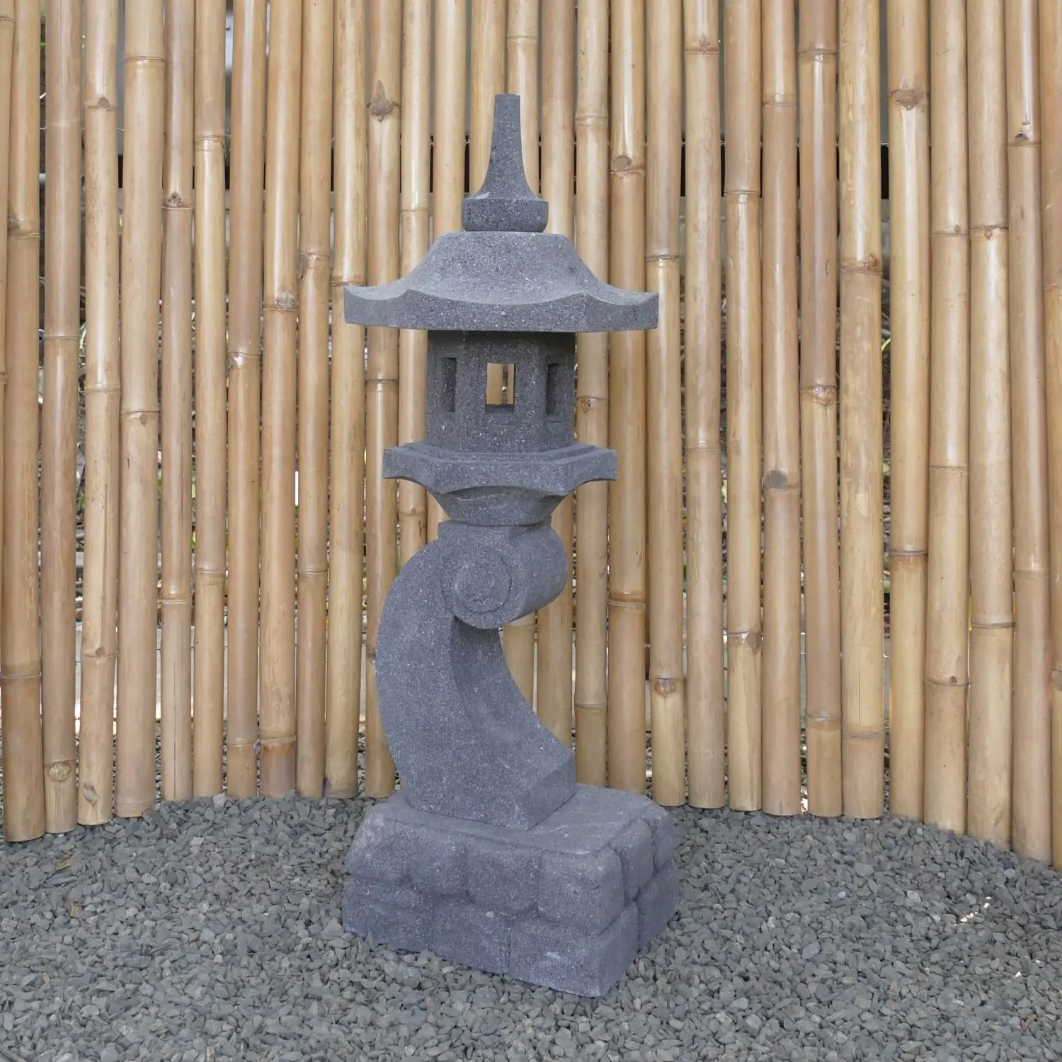  Product image 2 of the product “Japanese style Garden Lantern, made from Andesit Stone. Multipart. 90 cm Height, Roof is 35 cm width. ”